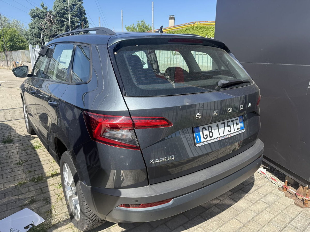 Skoda Karoq 1.0 TSI Ambition (5)