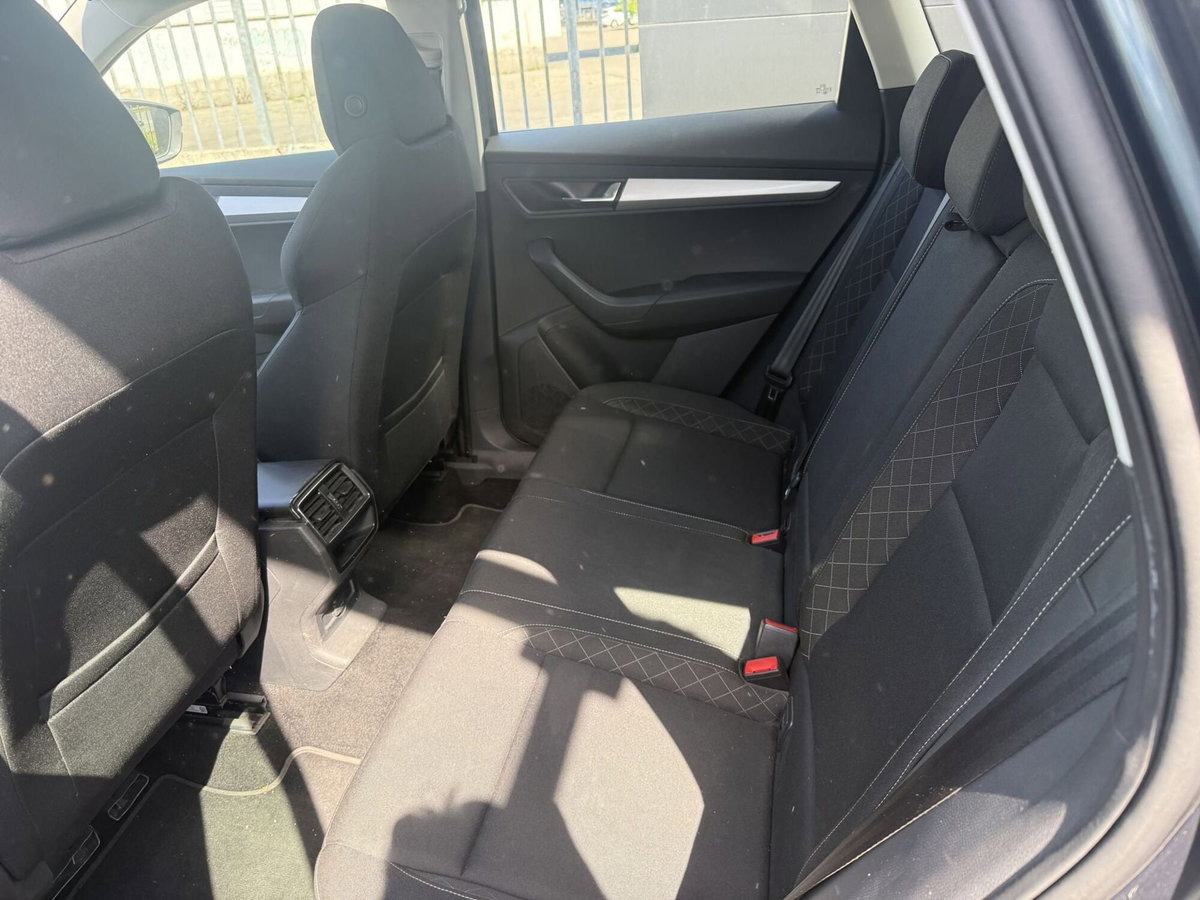 Skoda Karoq 1.0 TSI Ambition (6)