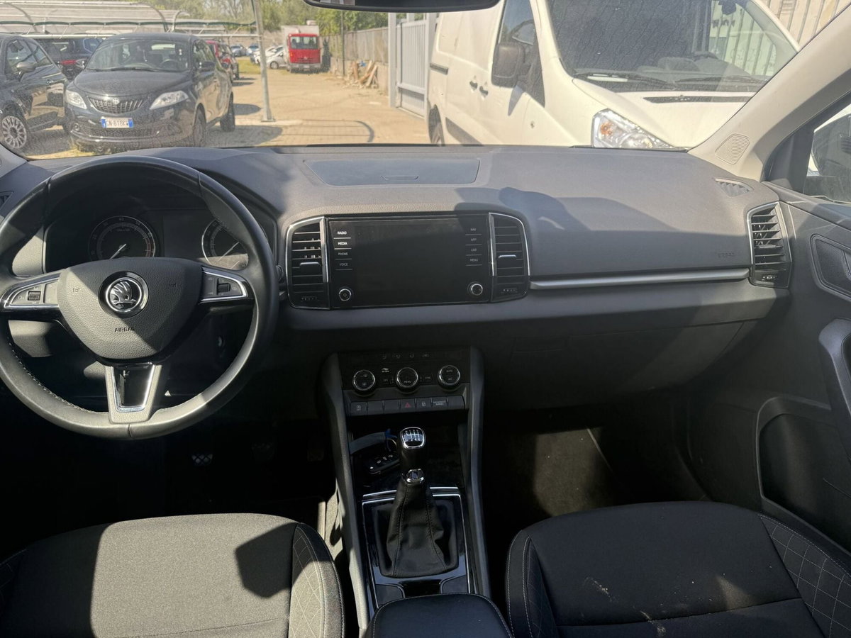 Skoda Karoq 1.0 TSI Ambition (8)