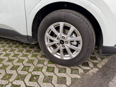 Ford Tourneo Courier 1.0 EcoBoost 100 CV Titanium (4)