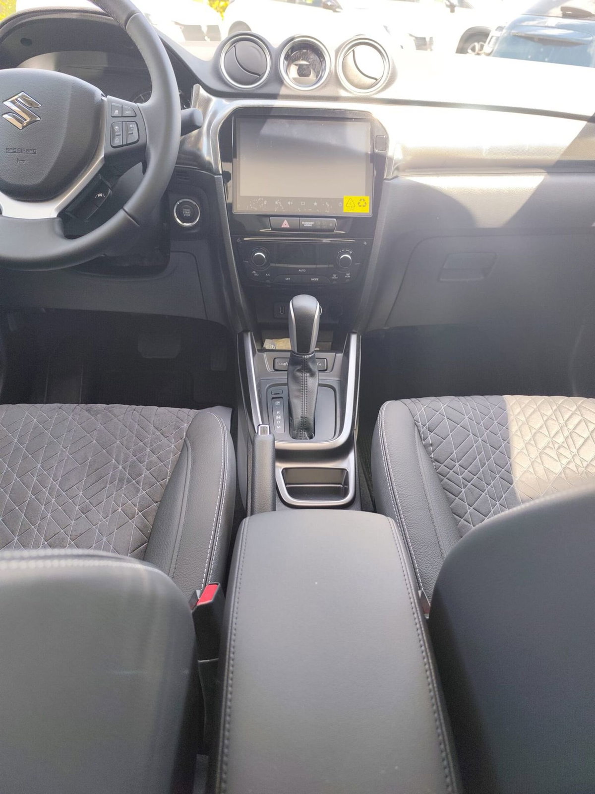 Suzuki Vitara 1.4 Boosterjet A/T Starview (7)