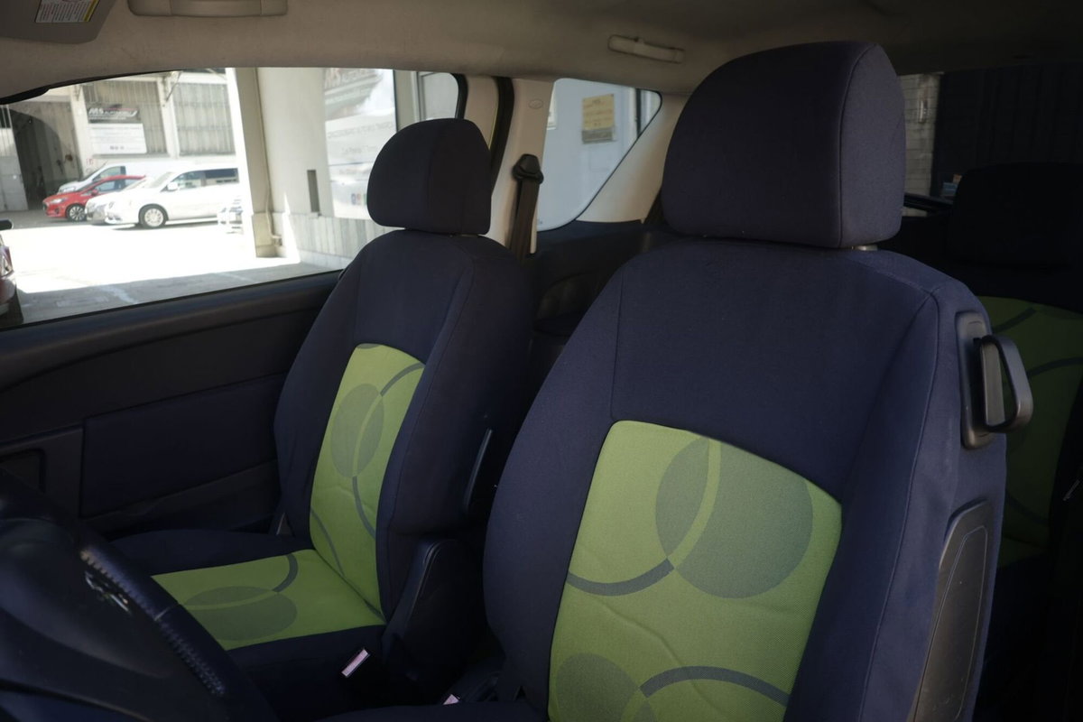 Peugeot 1007 1.4 HDi Happy (16)