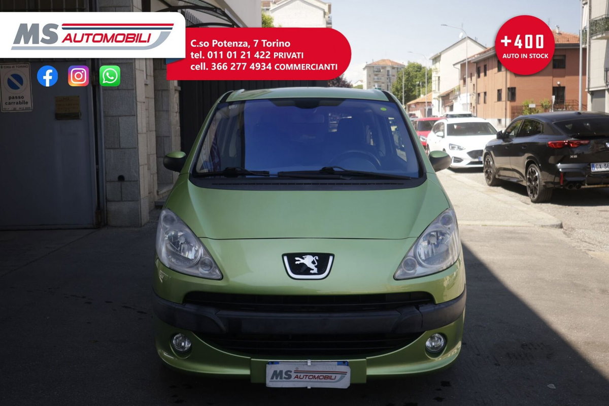 Peugeot 1007 1.4 HDi Happy (9)
