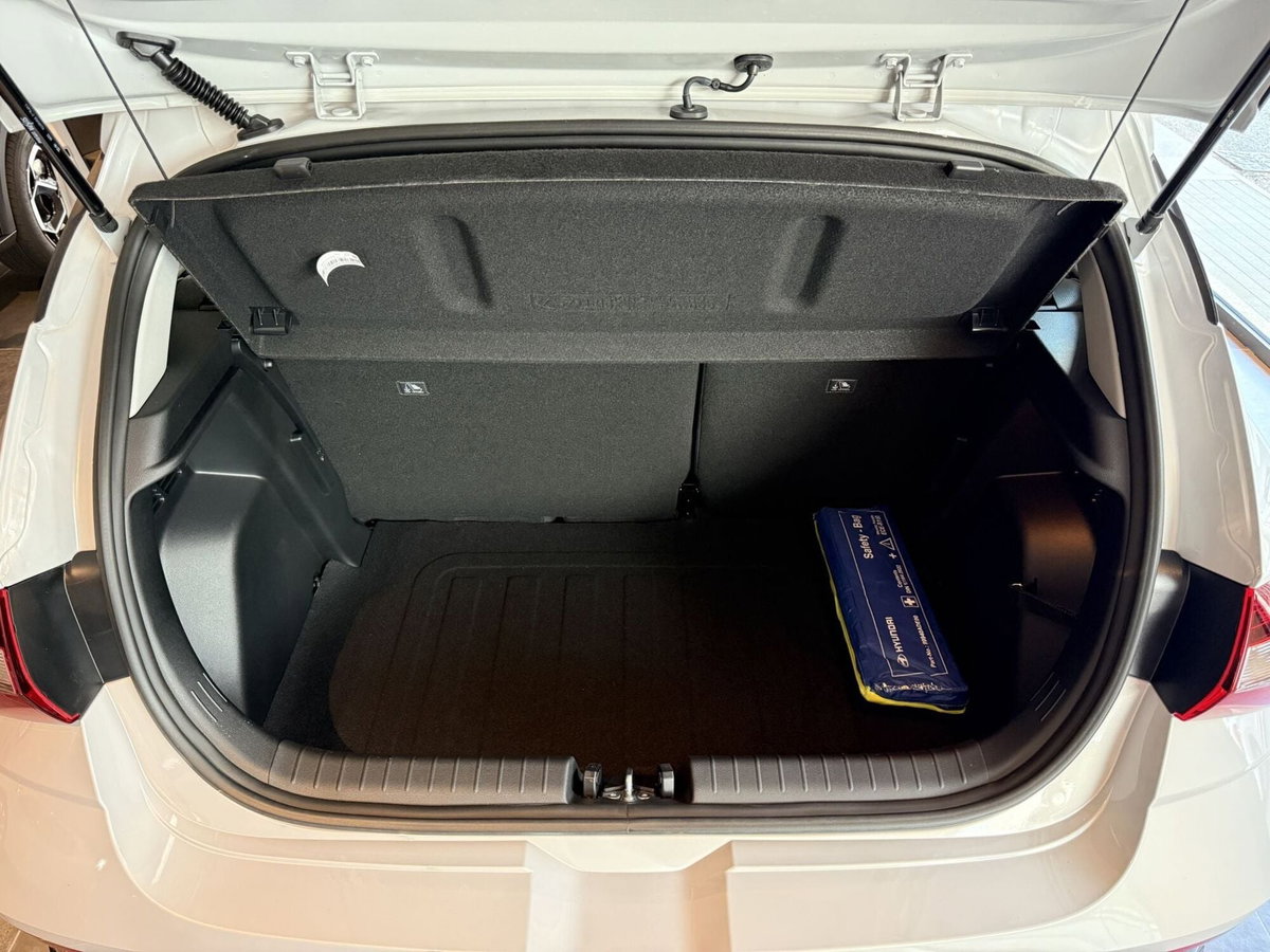 Hyundai i20 1.0 T-GDI 48V iMT TechLine (18)