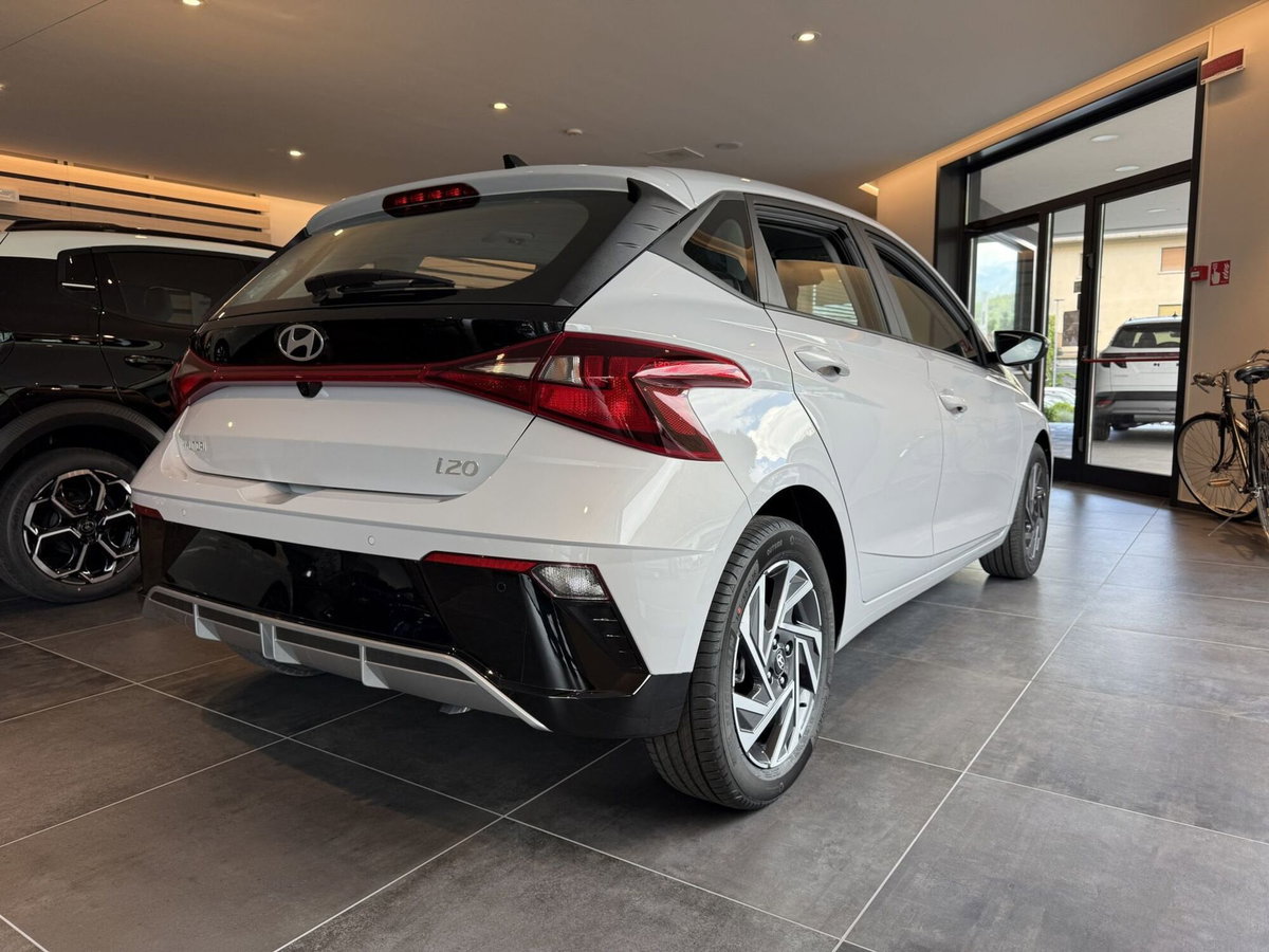 Hyundai i20 1.0 T-GDI 48V iMT TechLine (2)