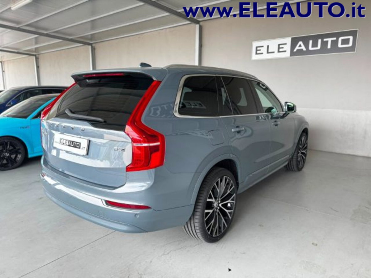 Volvo XC90 B5 (d) AWD automatico 7 posti Core (6)
