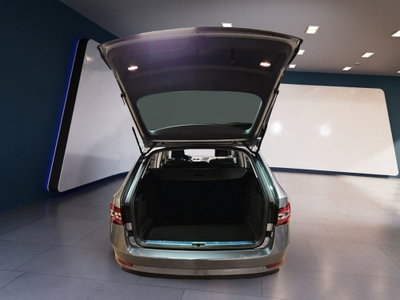Skoda Superb Station Wagon 2.0 TDI Wagon Executive (6)