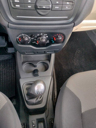 Dacia Dokker Pick-up Blue dCi 95 Pick-Up (17)