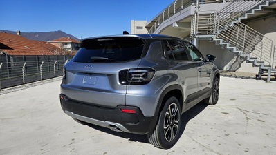 Jeep Avenger 1.2 turbo e-hybrid mhev Summit fwd 110cv edct6 (8)