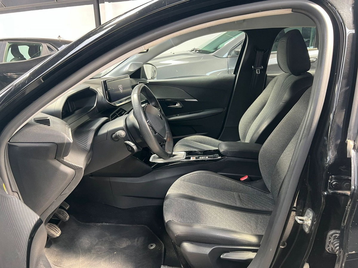 Peugeot 208 PureTech 100 Stop&Start 5 porte Allure (6)