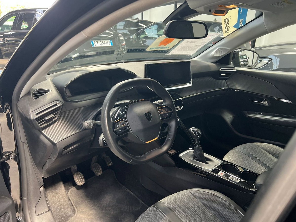 Peugeot 208 PureTech 100 Stop&Start 5 porte Allure (7)