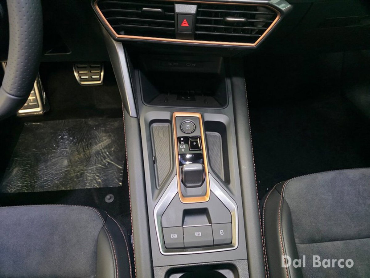 Cupra Formentor Formentor 1.4 e-Hybrid DSG (18)