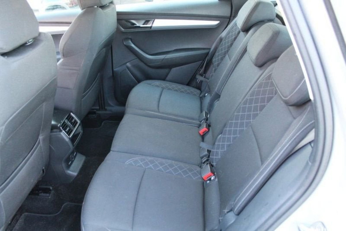 Skoda Karoq 1.6 TDI SCR DSG Executive (9)
