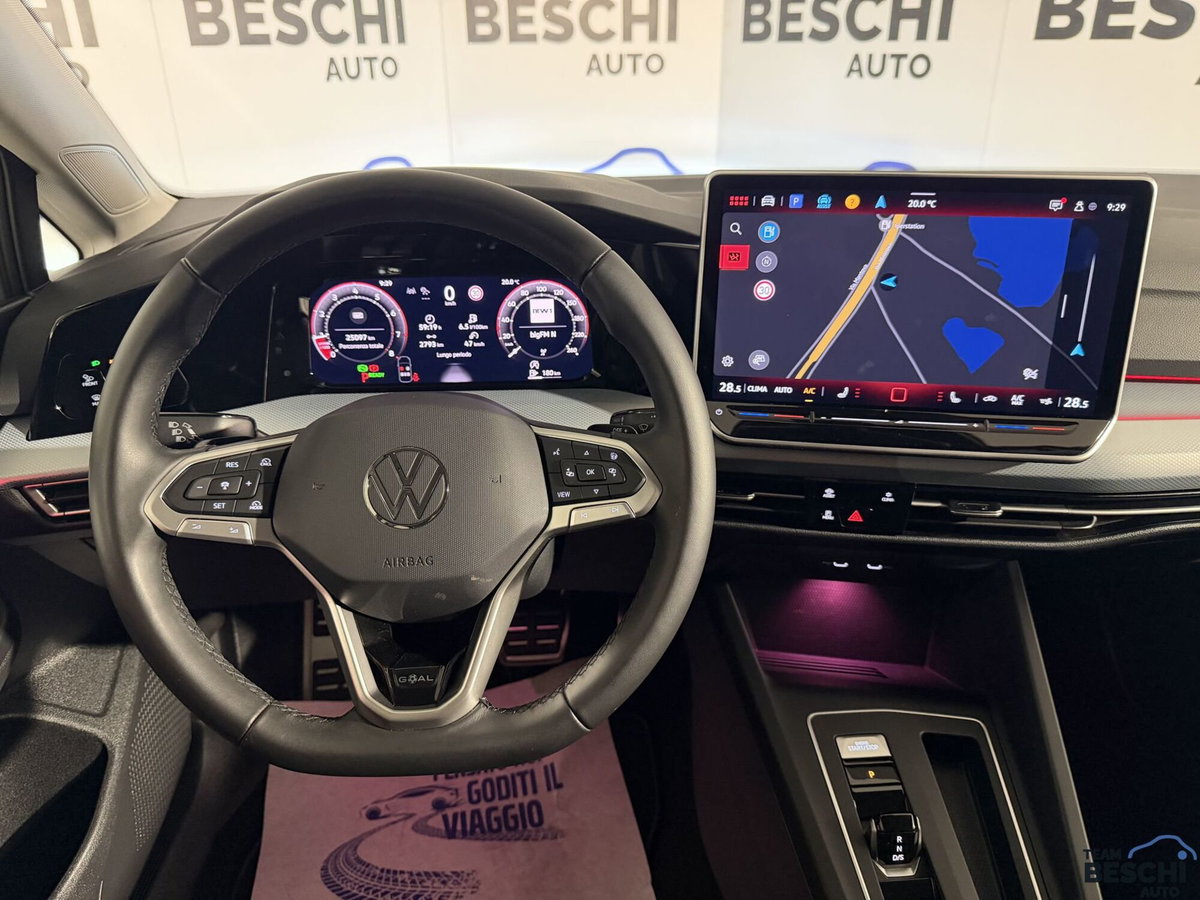 Volkswagen Golf 1.5 etsi 50 Years 150cv dsg (4)