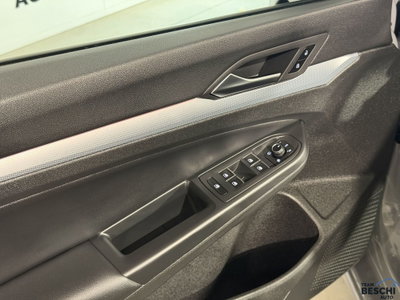 Volkswagen Golf 1.5 etsi 50 Years 150cv dsg (9)
