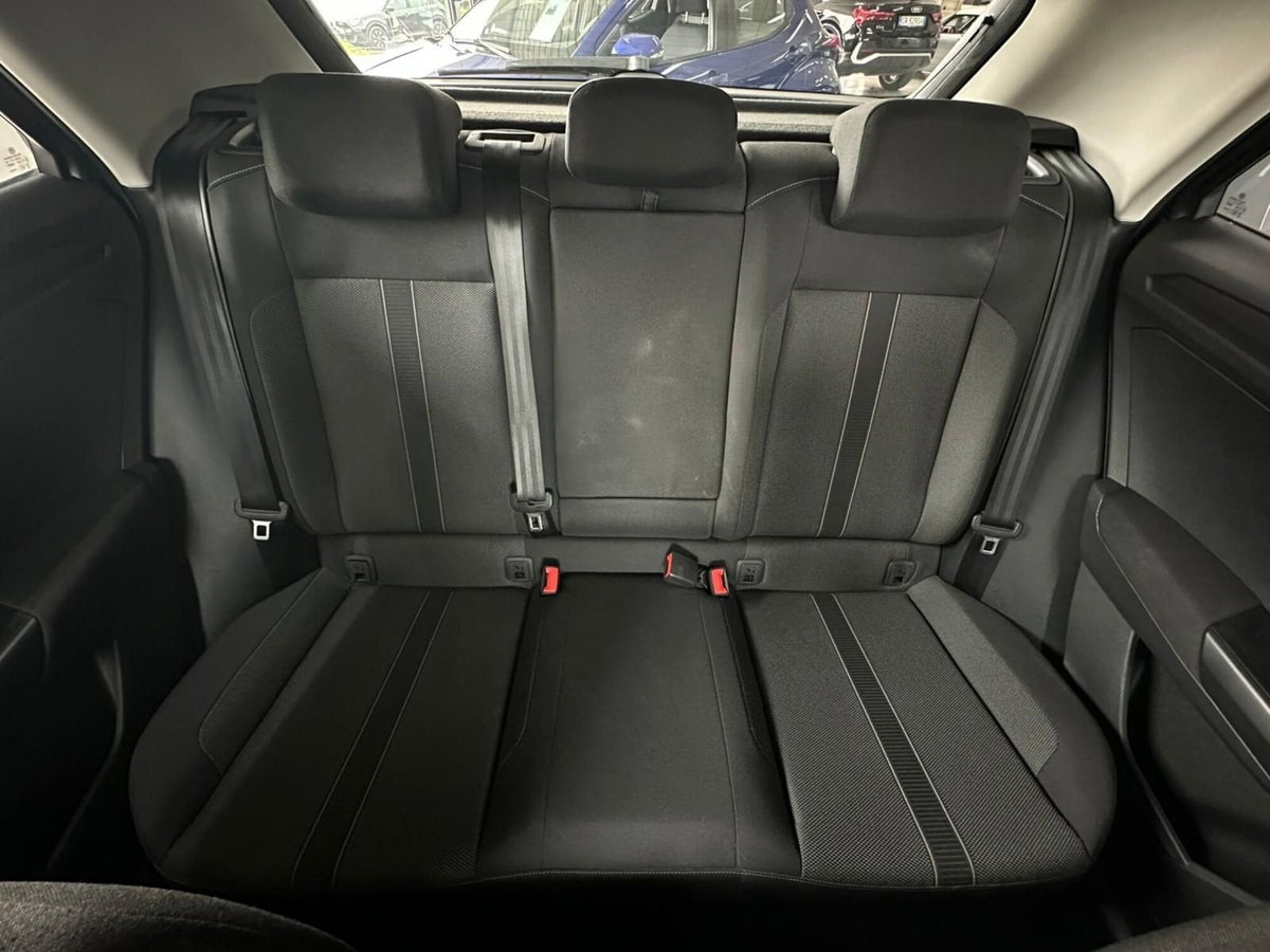 Volkswagen T-Roc 2.0 tdi Life 150cv dsg (13)