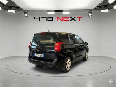 Peugeot 5008 1.6 HDi 115CV Business (3)