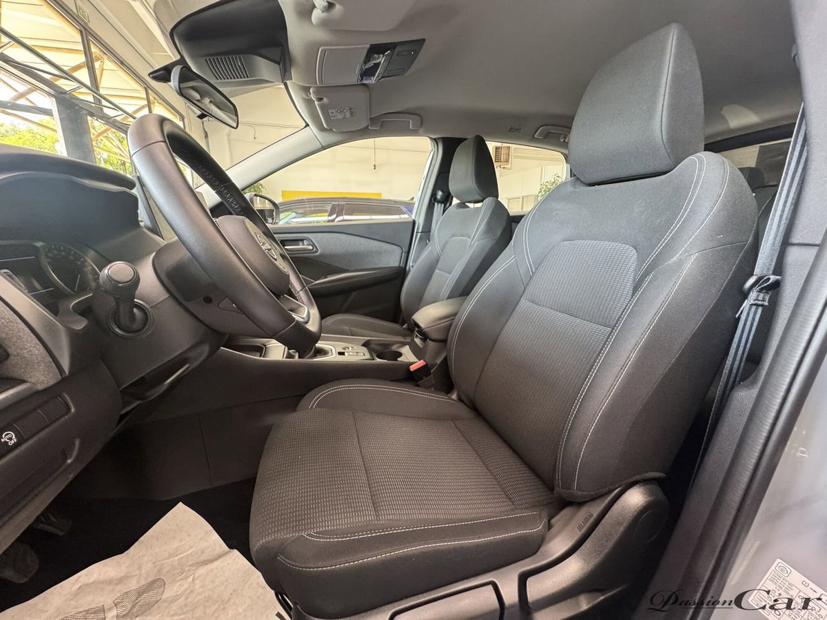 Nissan Qashqai 1.3 mhev Acenta 2wd 140cv (9)