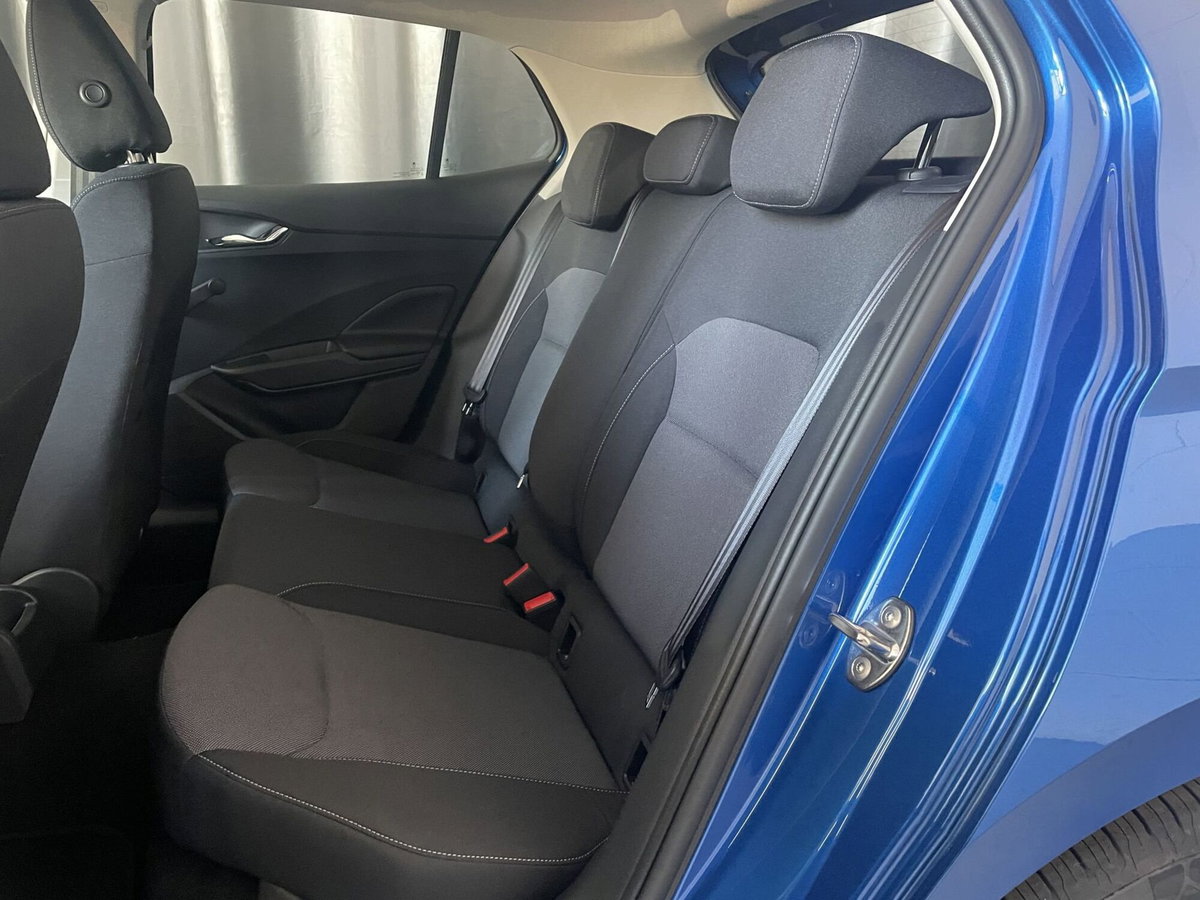 Skoda Fabia 1.0 mpi evo Young Edition 80cv (10)