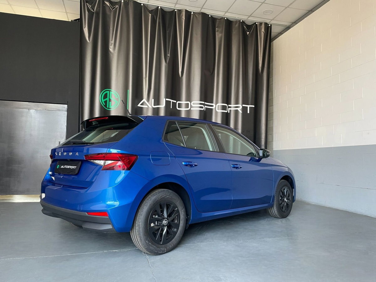 Skoda Fabia 1.0 mpi evo Young Edition 80cv (7)