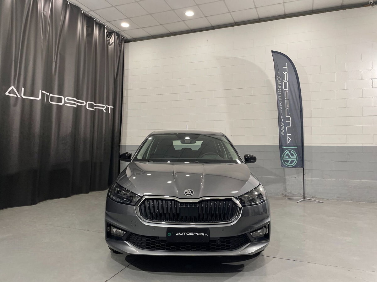 Skoda Fabia 1.0 tsi evo Young Edition 95cv (2)