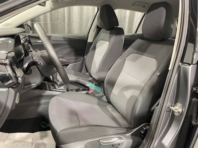 Skoda Fabia 1.0 tsi evo Young Edition 95cv (9)