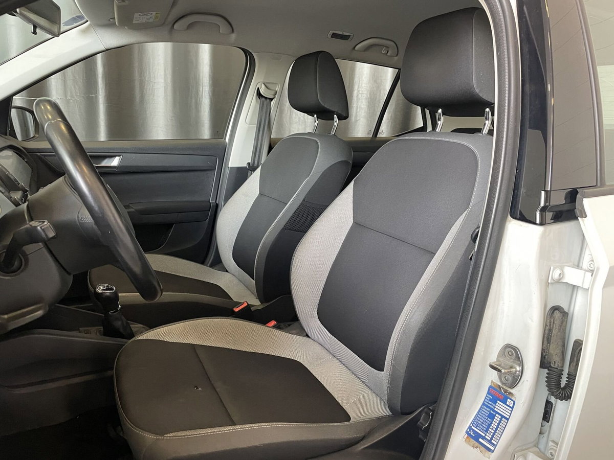 Skoda Fabia 1.4 TDI 75 CV Design Edition (9)