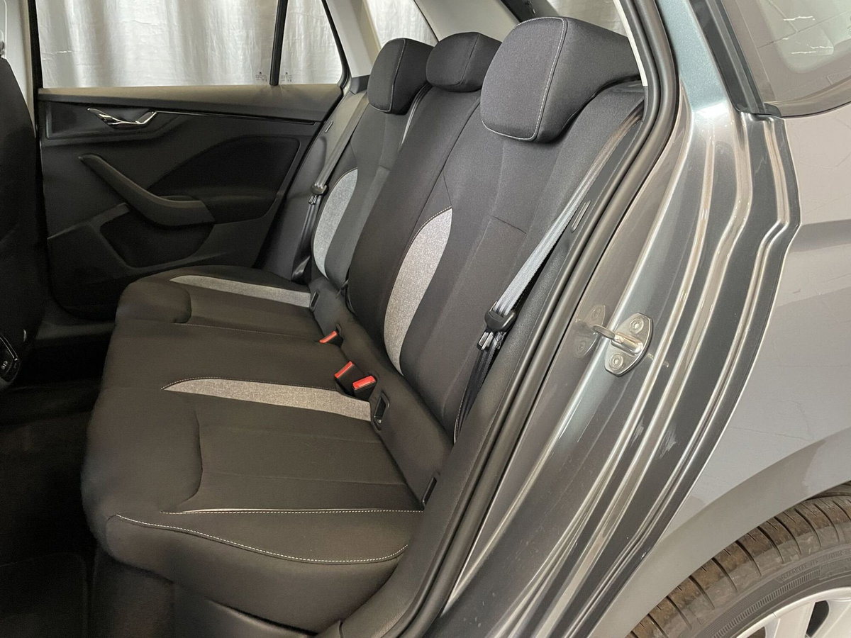 Skoda Kamiq 1.0 tsi Your Way 115cv dsg (9)