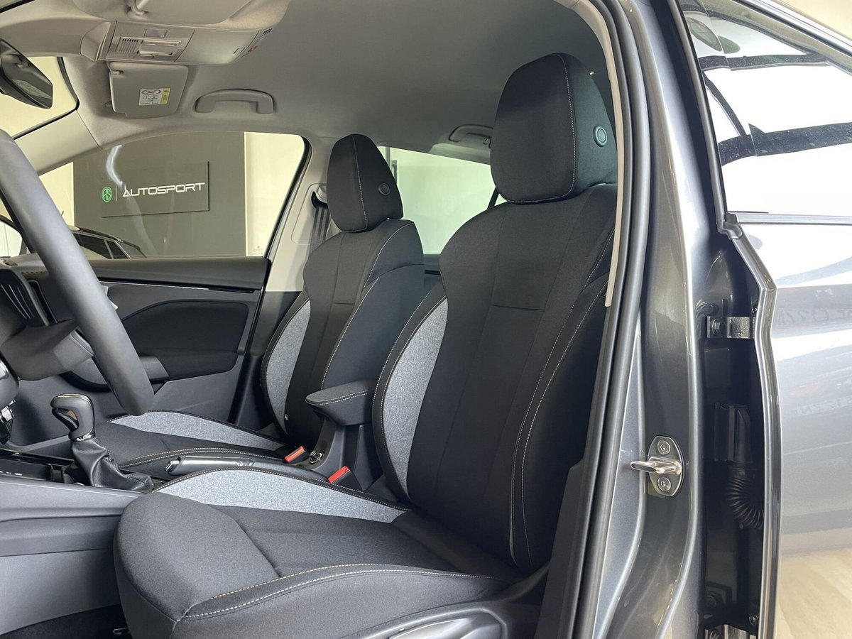 Skoda Kamiq 1.0 tsi Black Dots 95cv (9)