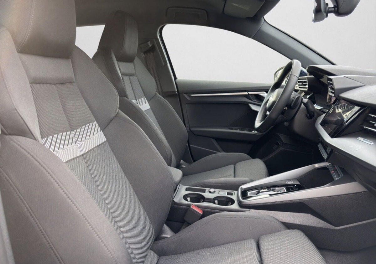 Audi A3 Sedan 35 TFSI S tronic S line edition (7)