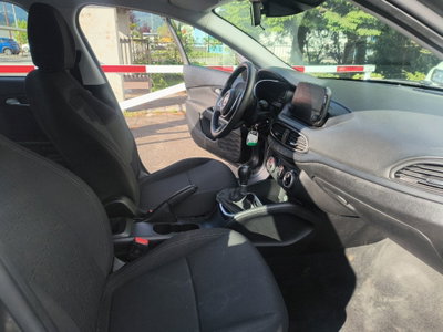 Fiat Tipo Station Wagon Tipo SW 1.0 t3 Cross 100cv (10)