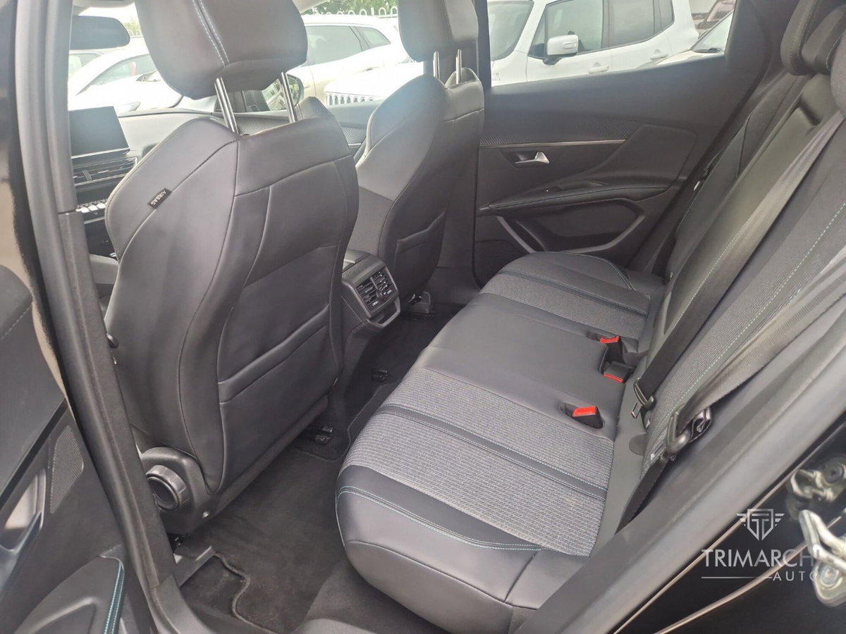 Peugeot 3008 BlueHDi 130 S&S EAT8 Allure Pack (12)
