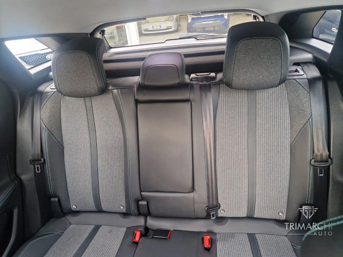 Peugeot 3008 BlueHDi 130 S&S EAT8 Allure Pack (9)
