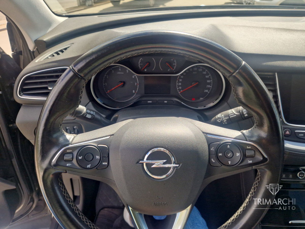 Opel Grandland X 1.5 diesel Ecotec Start&Stop Innovation (13)