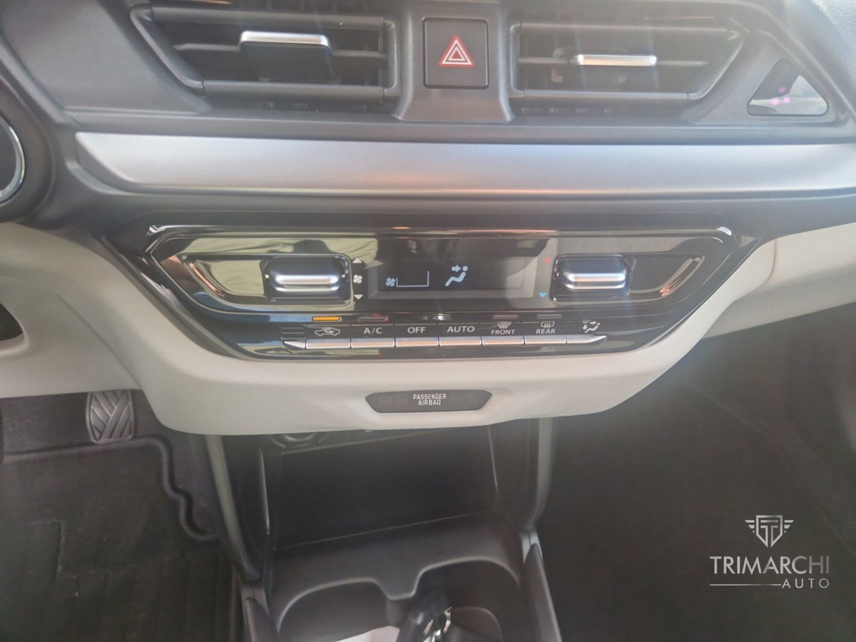 Suzuki Swift 1.2 Hybrid Easy Top (15)