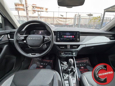Skoda Kamiq 1.0 tsi Black Dots 95cv (16)