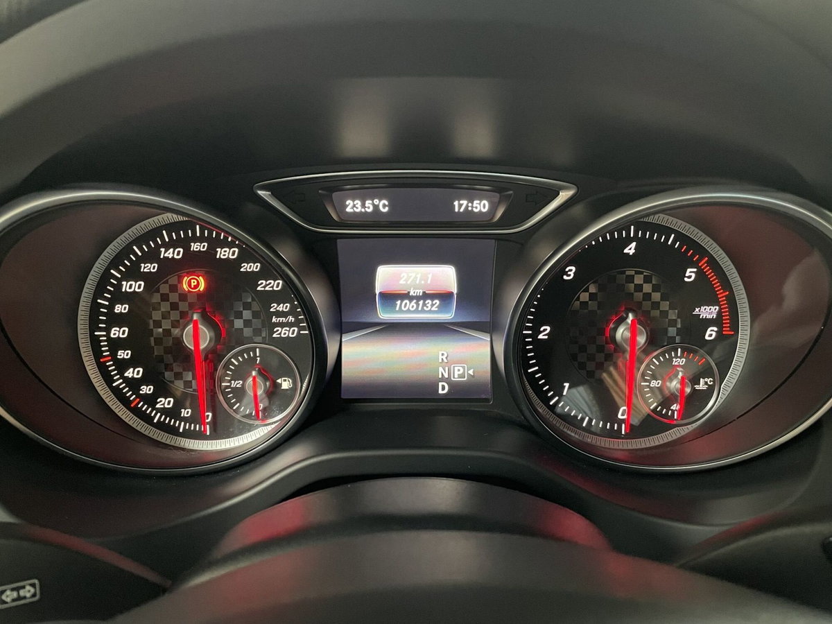 Mercedes-Benz Classe A 180 d Premium (12)