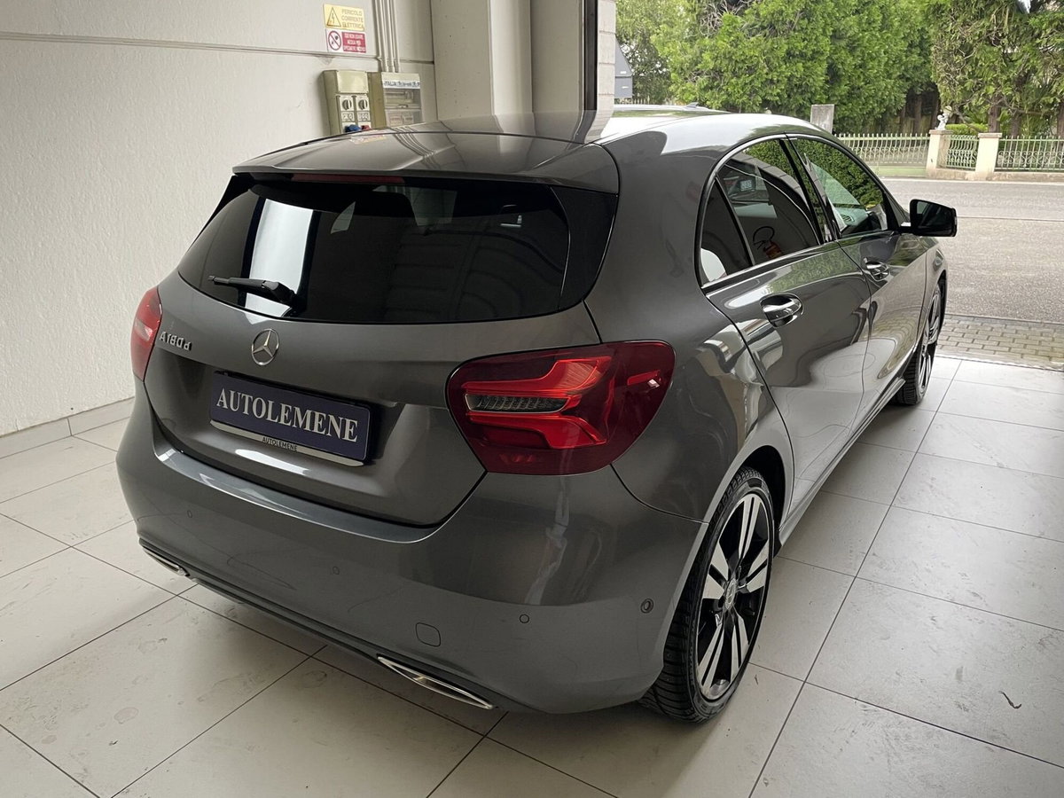 Mercedes-Benz Classe A 180 d Premium (6)