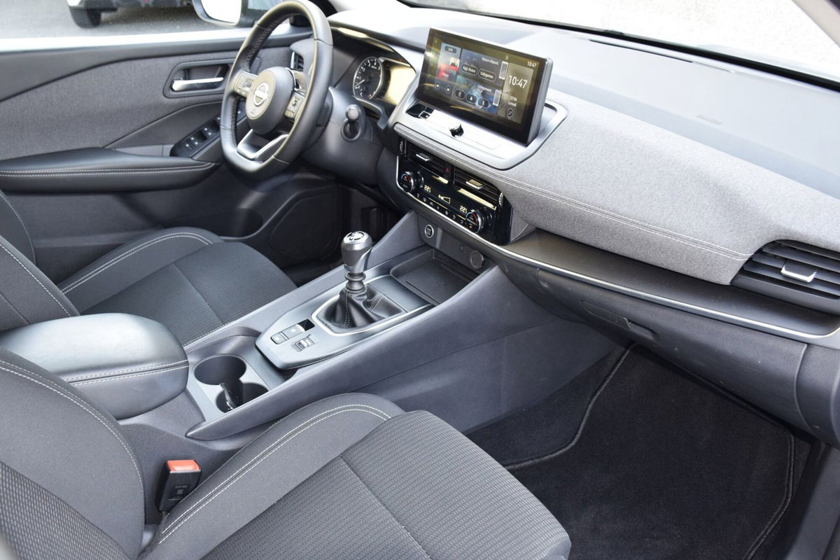 Nissan Qashqai 1.3 mhev Acenta 2wd 140cv (11)