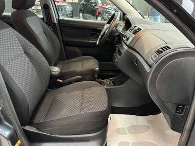 Skoda Fabia Station Wagon 1.6 TDI CR 90CV Wagon Style (7)