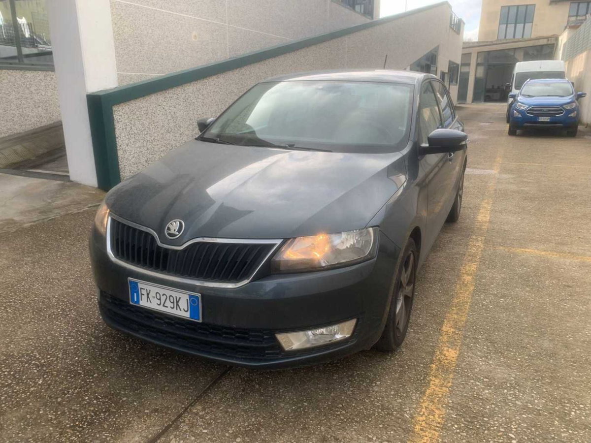 Skoda Rapid Spaceback TDI 90 CV Design Edition (2)