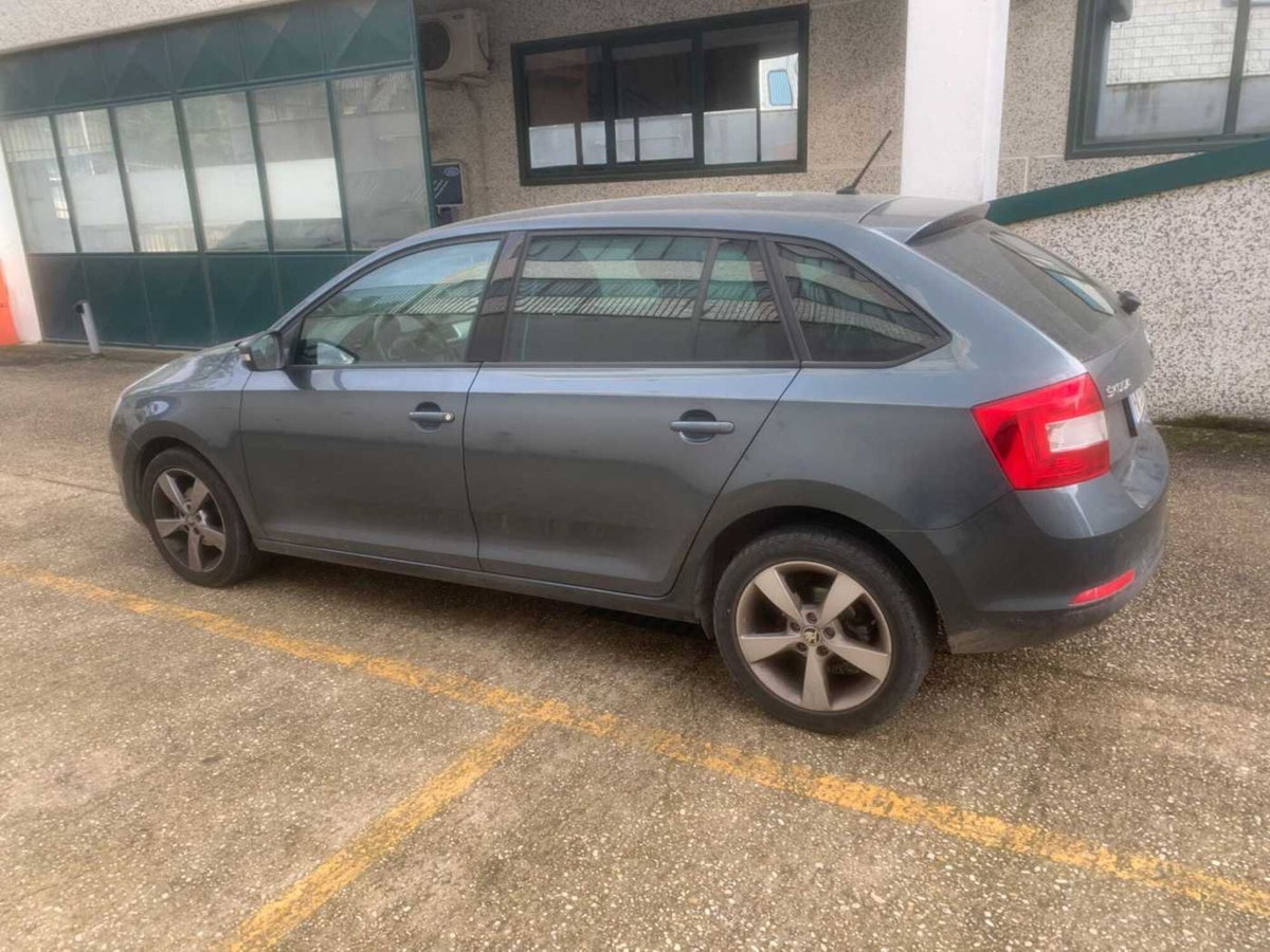 Skoda Rapid Spaceback TDI 90 CV Design Edition (5)