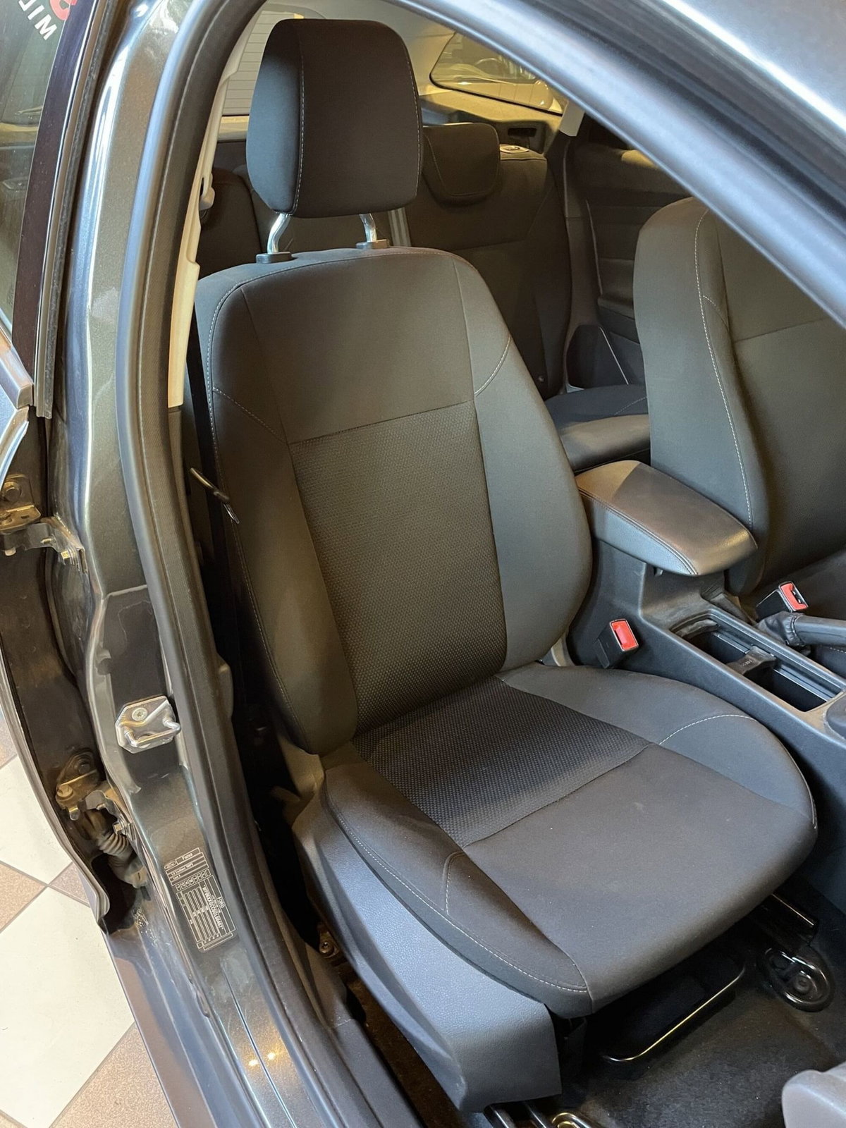 Ford Focus Station Wagon 1.0 EcoBoost 100 CV Start&Stop SW Plus (10)