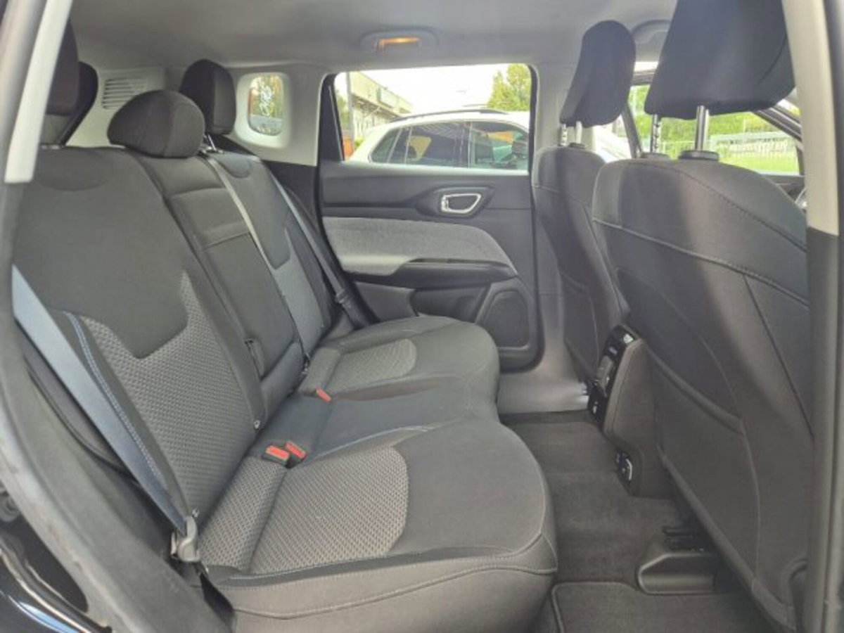 Jeep Compass 1.6 Multijet II 2WD Longitude (15)