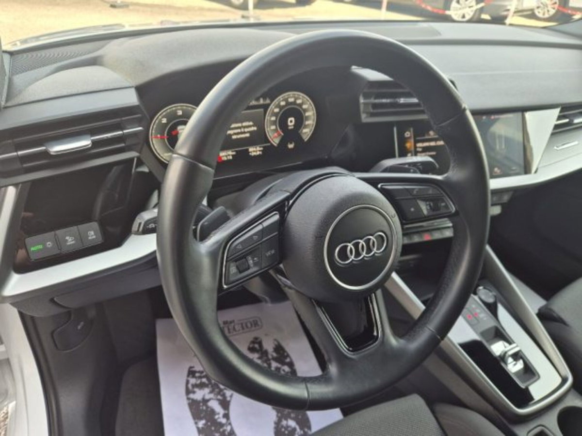 Audi A3 Sportback 35 TDI S tronic S line edition (11)
