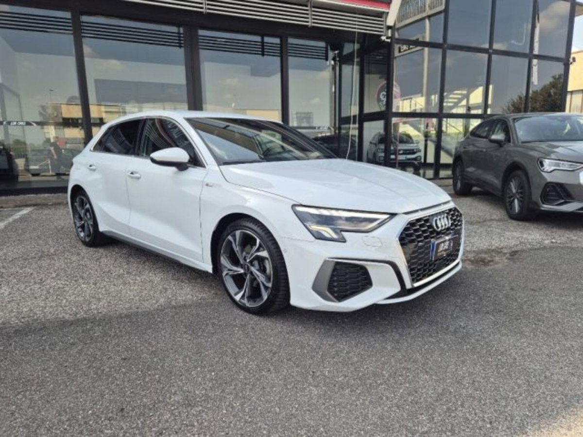 Audi A3 Sportback 35 TDI S tronic S line edition (2)