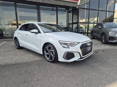 Audi A3 Sportback 35 TDI S tronic S line edition (2)