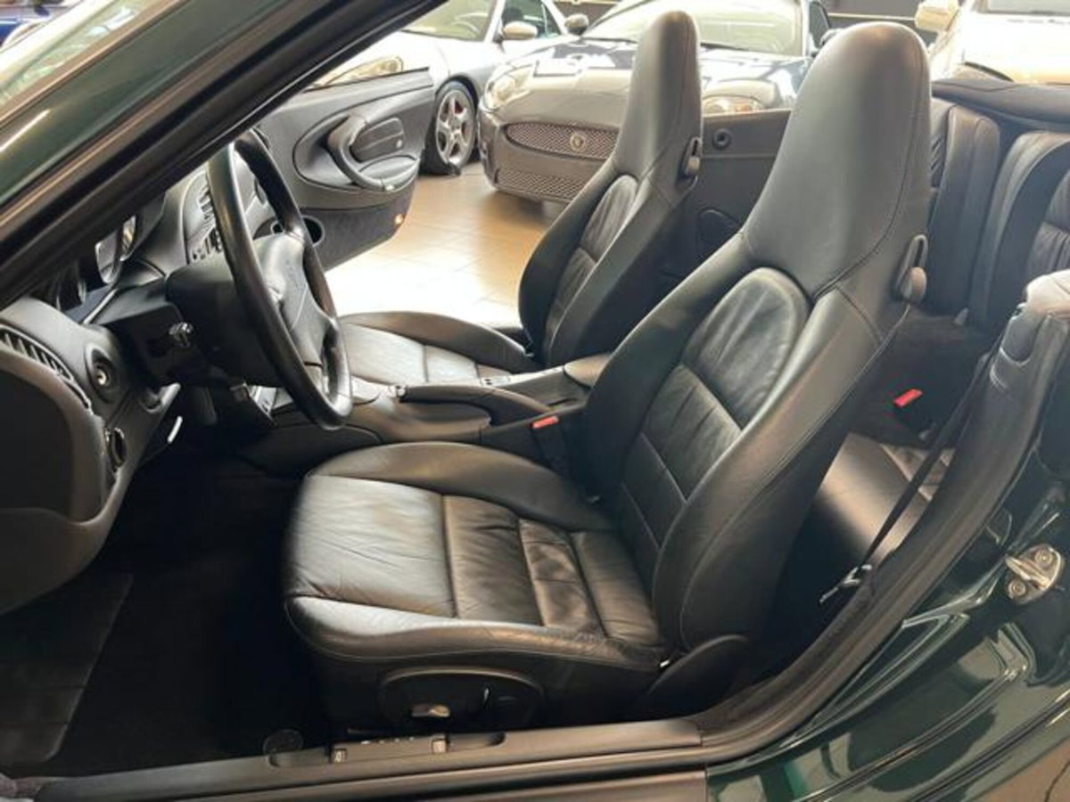 Porsche 911 Cabrio 3.4 Carrera (16)