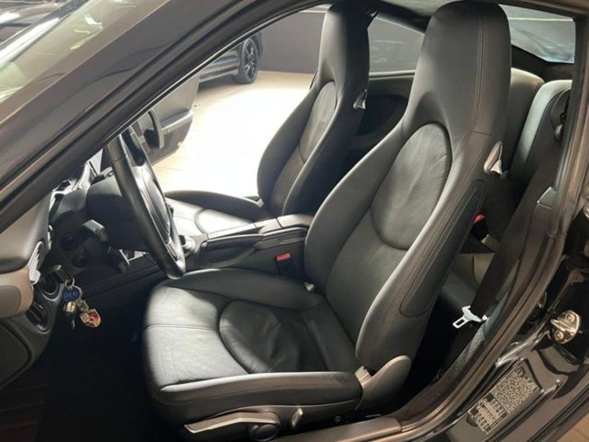 Porsche 911 Coupé Carrera 4 (12)