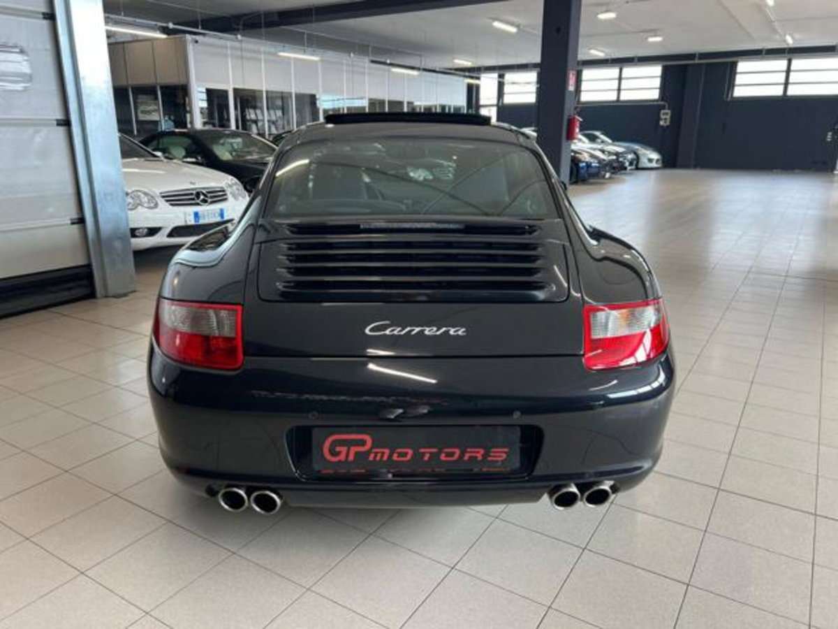 Porsche 911 Coupé Carrera 4 (4)